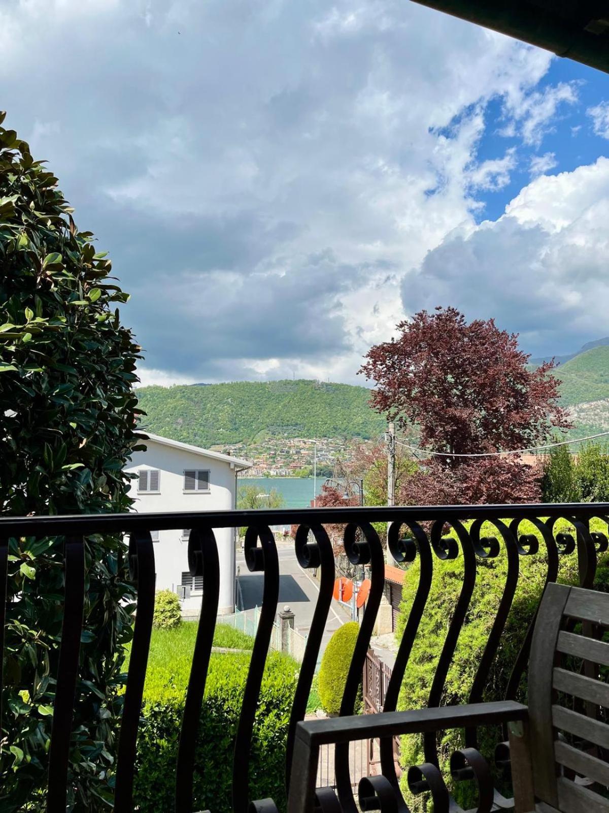 B&B Aria Di Lago Paratico Rum bild